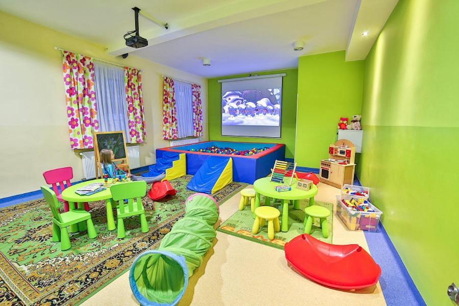 Parkowy Dworek رابكا المظهر الخارجي الصورة